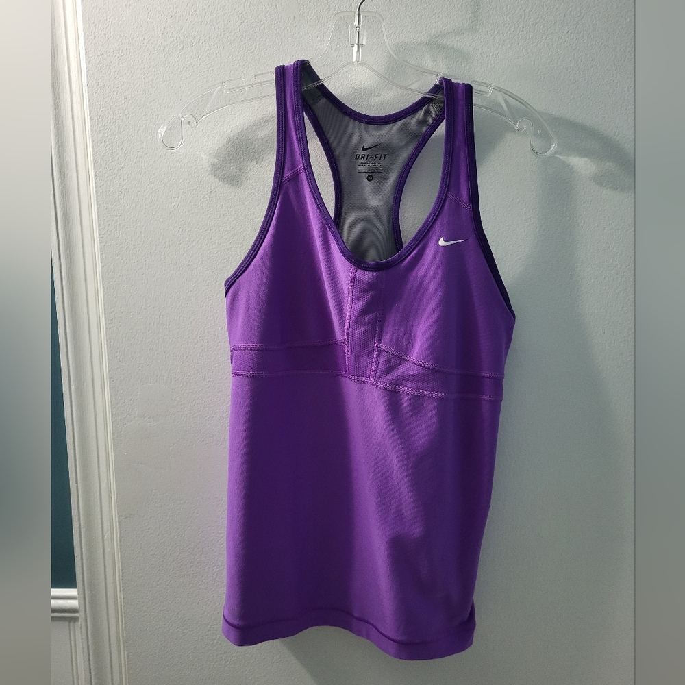 Nike Women's Purple Athletic Tank Medium